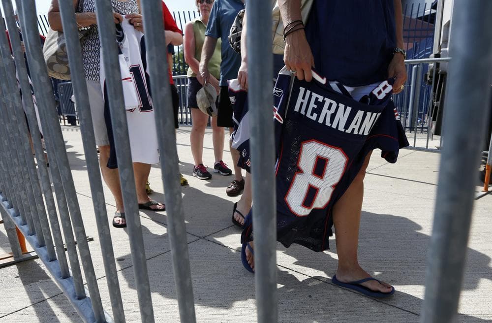 aaron hernandez football jersey