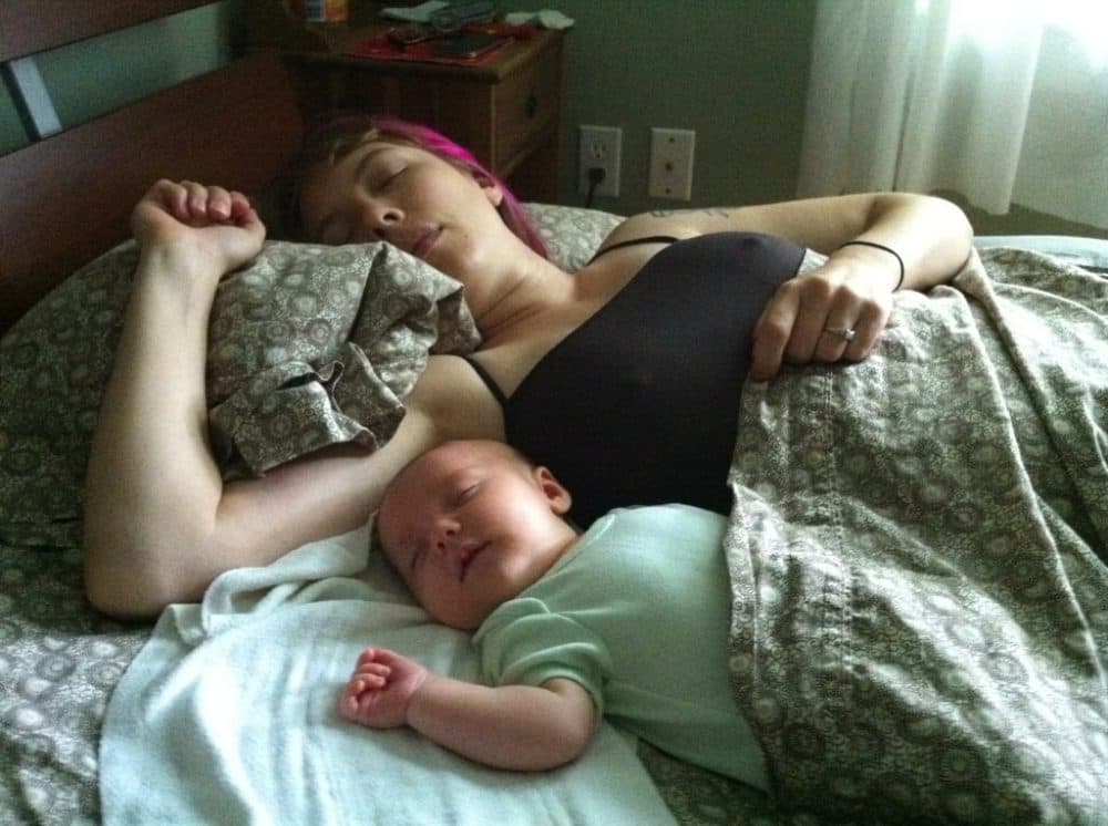 bed sharing newborn