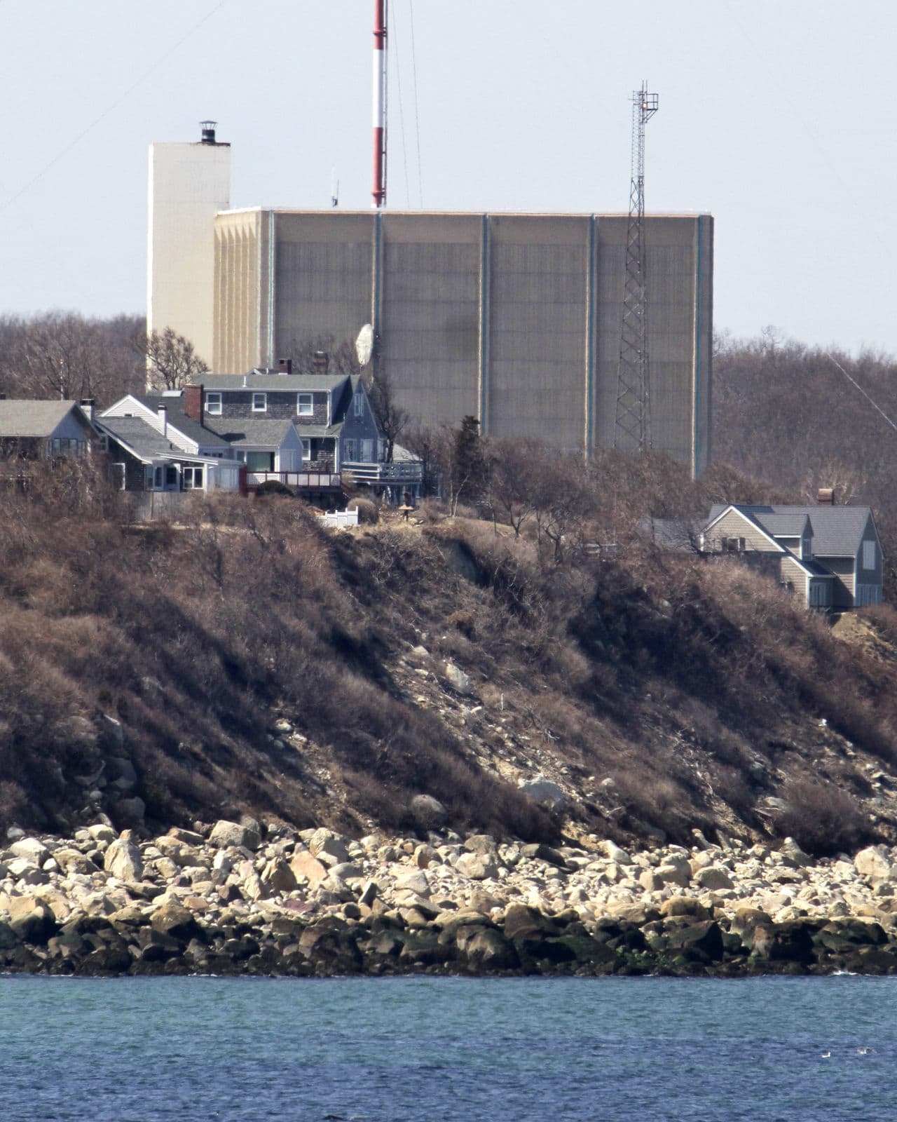Baker Urges Plymouth Nuclear Plant Owners To Correct