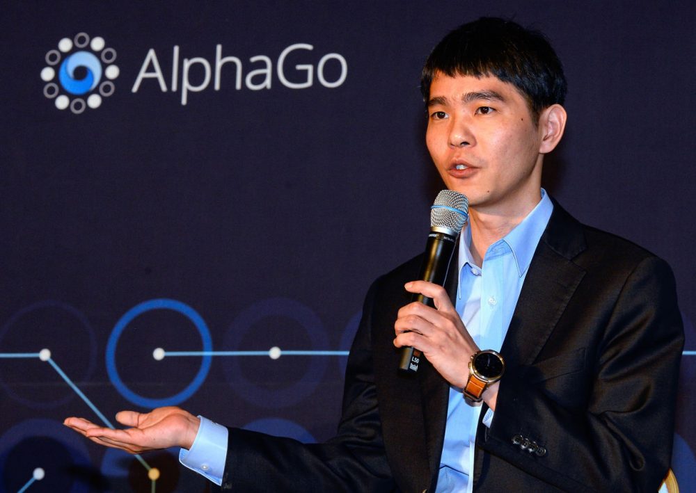 Min galop se tv Google's AlphaGo Wins Match Against 'Go' World Champion | Here & Now