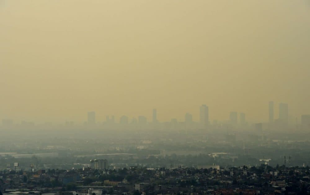 Choking Smog Blankets Mexico City Here & Now