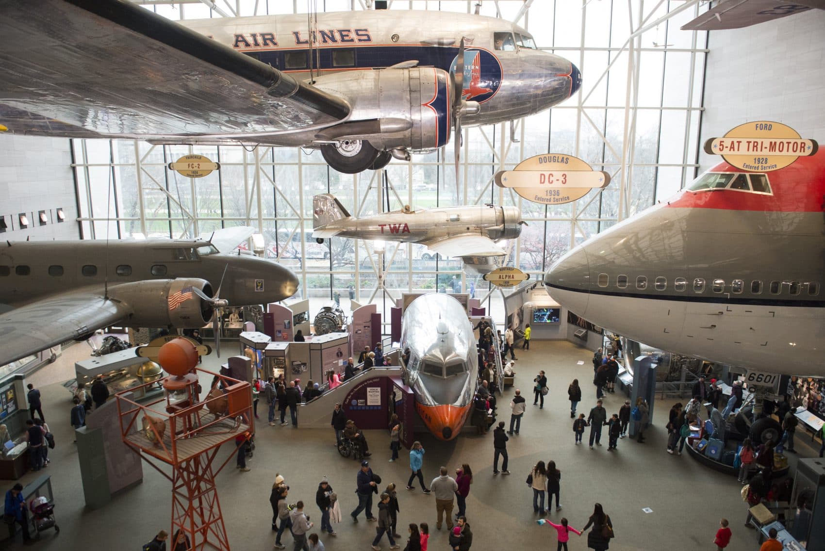 smithsonian-s-national-air-and-space-museum-celebrates-40-years-of-high