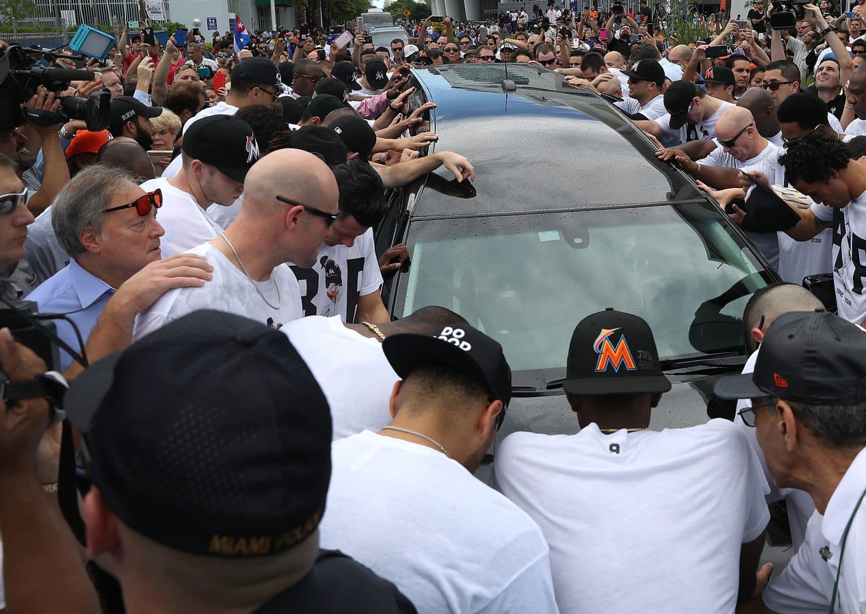 Marlins cope with Fernandez's death