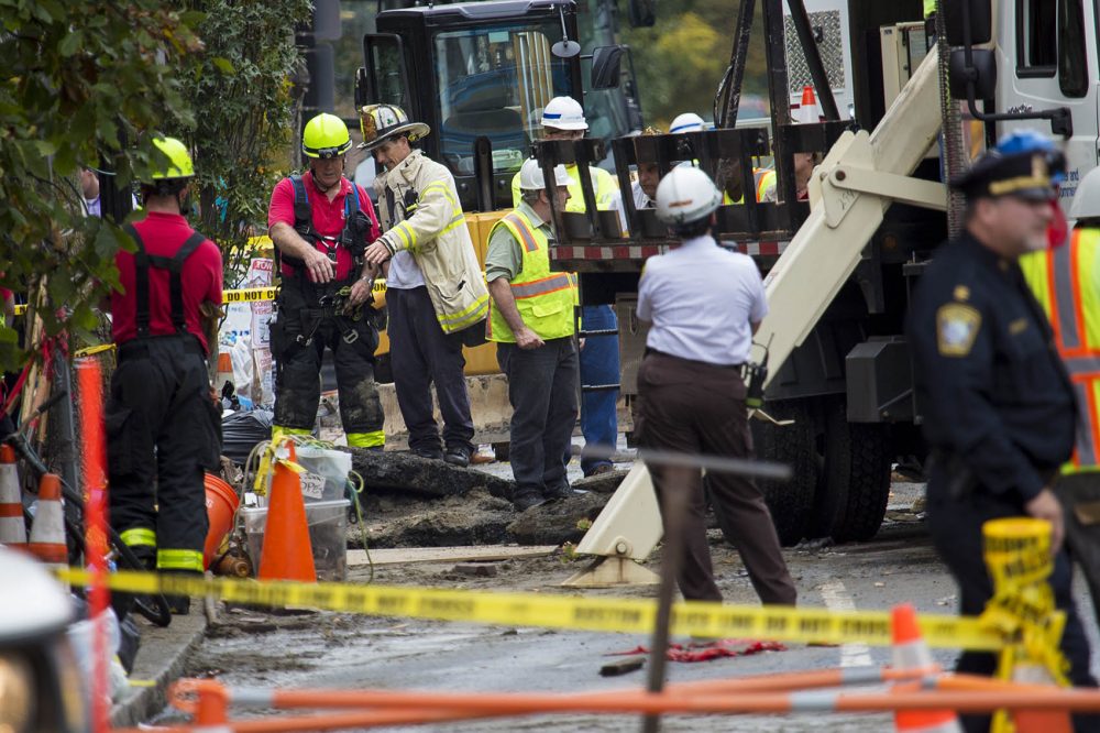 The recovery team on Dartmouth Street. (Jesse Costa/WBUR)