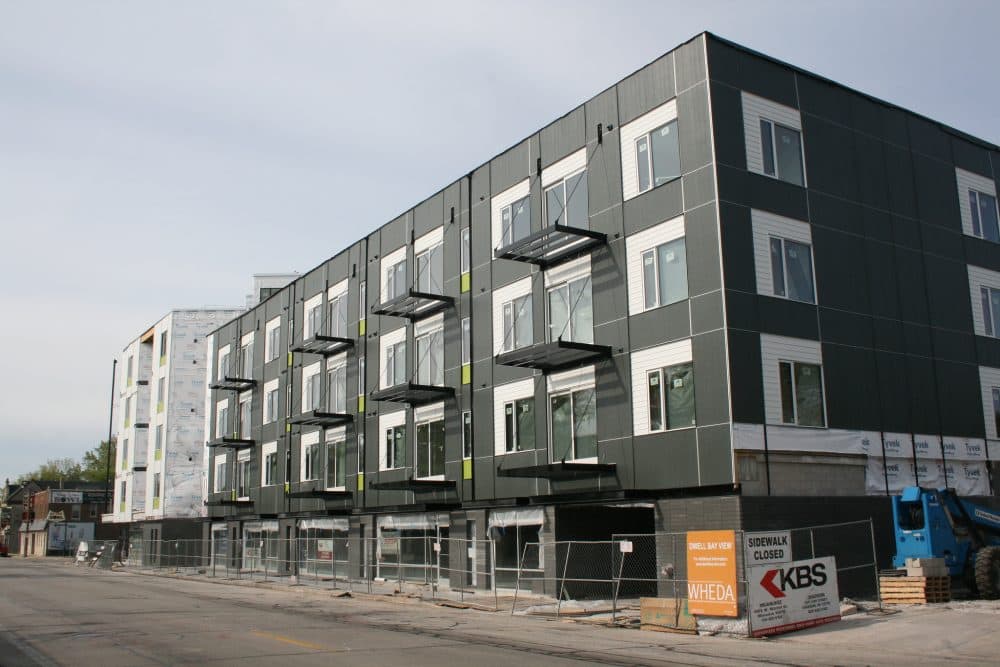 Dwell Bay View apartments under construction in Milwaukee, Wisc. (Dave Reid/Flickr)