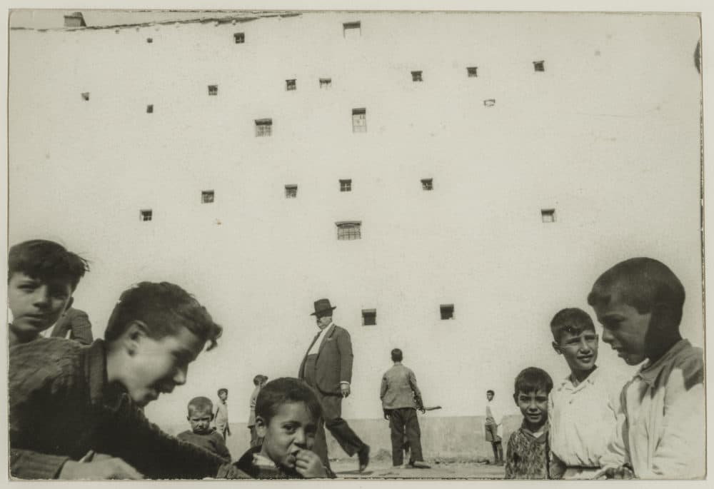 Henri Cartier‑Bresson's "Madrid, Spain," taken in 1933. (Courtesy The Howard Greenberg Collection, MFA Boston)