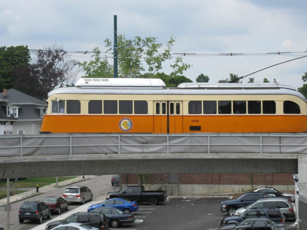 Mbta To Recommend Replacing 70 Year Old Trolleys On Ashmont Mattapan Line Wbur News