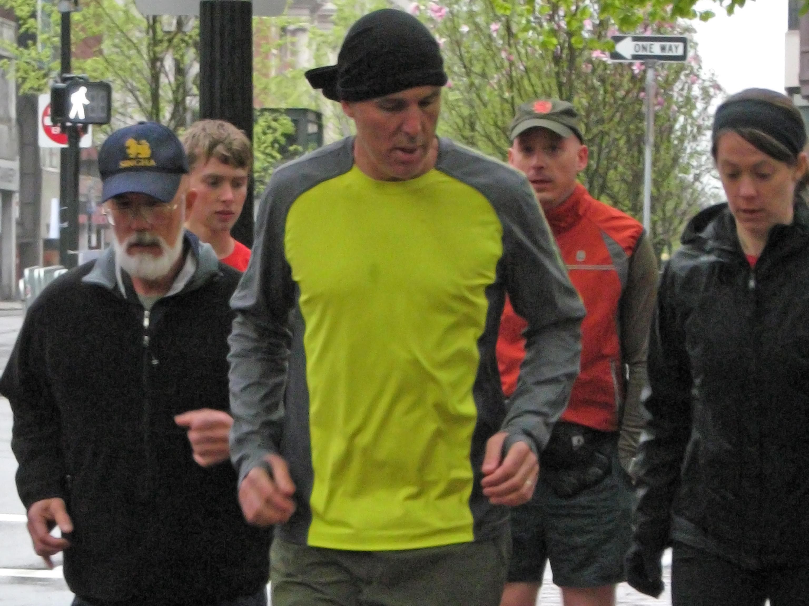 barefoot running trend