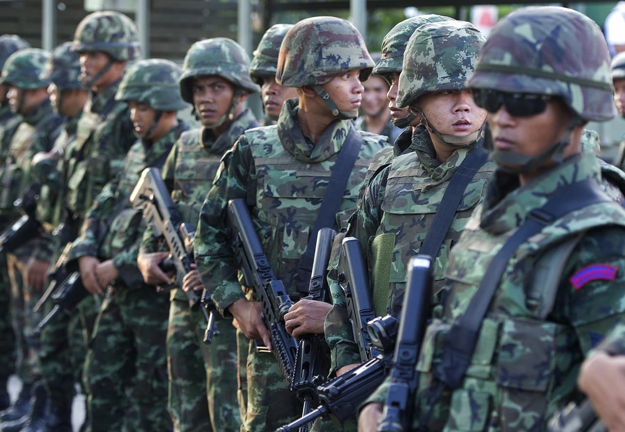 BBC: Thai Army Preparing For Resistance To Coup | Here & Now