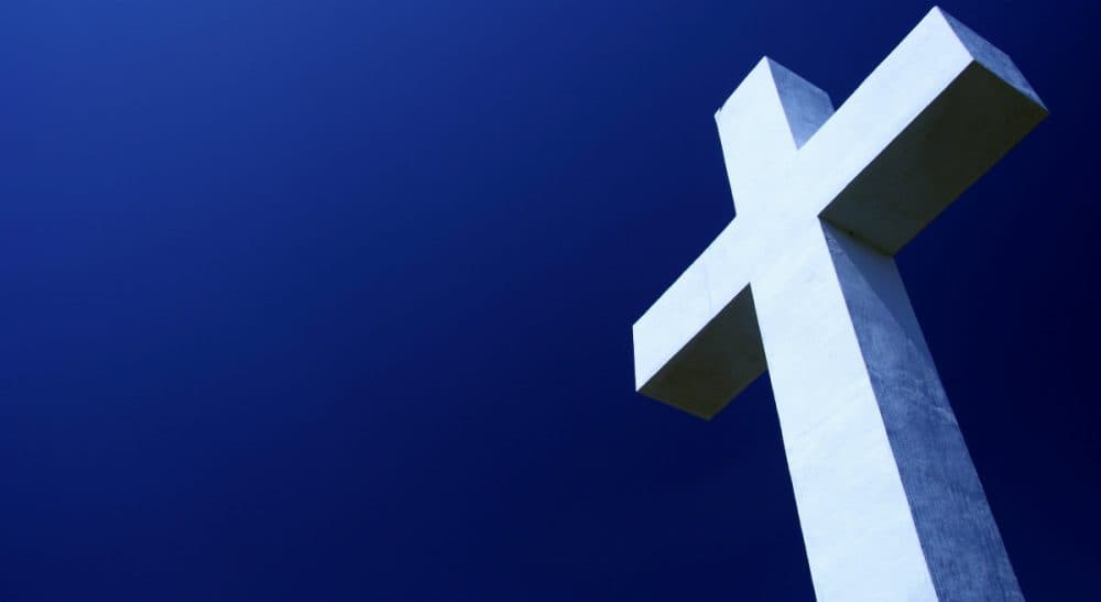 A report that Christianity is ebbing in America needn't alarm believers, if they can recognize a teachable moment with their non-believing countrymen and women. (peasap/flickr)