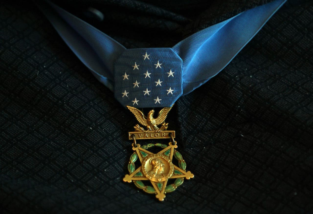 do medal of honor recipients get back pay