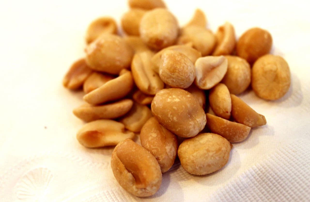 Health Nuts Study Finds Eating Tree Nuts, Peanuts Linked To Lower