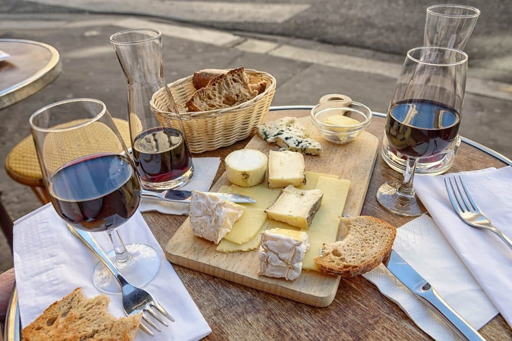 French winemakers are reporting grapes with an ever higher sugar content and chefs are finding it more difficult to get truffles. (Pixabay)
