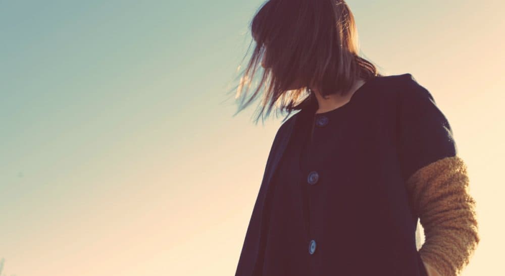 A once-bold woman finds that moving to a new city has stoked her fears of being a victim of violence. (Splitshire)
