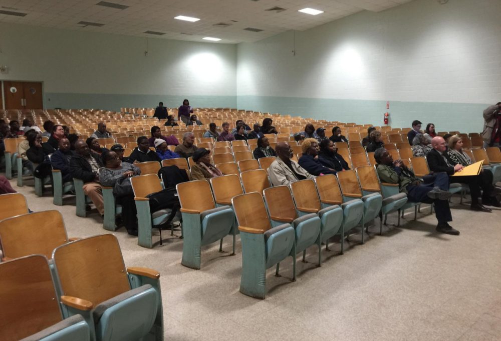 Concerned Marion citizens listen to officials from the Alabama Department of Public Health about the update on the tuberculosis outbreak. (MacKenzie Bates/APR)
