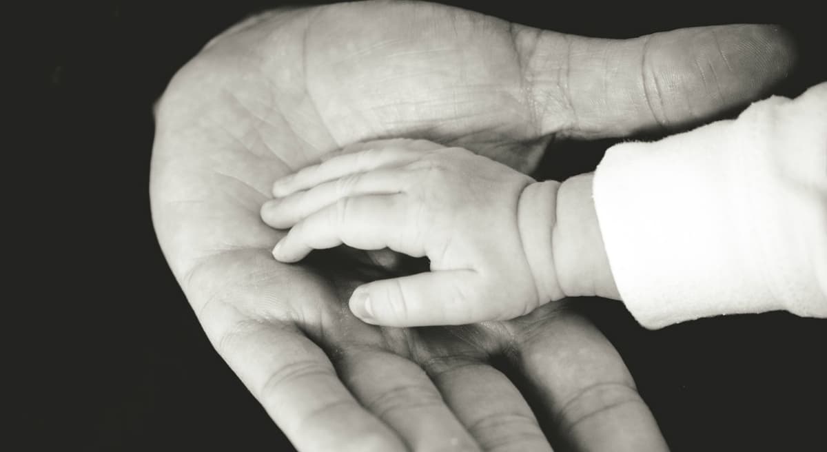 Ben Jackson: "When I said hello to my child for the first time, it was the Big Bang wrought small. Universes expanded and whole civilizations played out into the ether..." (Liane Metzler/Unsplash)