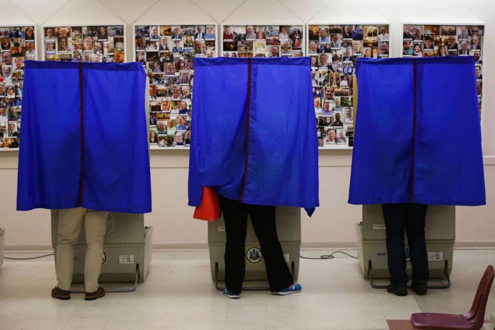 People cast their ballots in a polling station during the presidential primary election on April 26, 2016 in Philadelphia, Pennsylvania.
(Eduardo Munoz Alvarez/AFP/Getty Images)