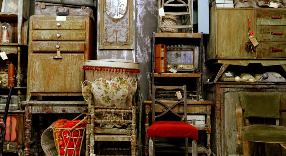When every carefully-stored item elicits a memory and a meaning, how to decide what to keep and what to let go of? (Guillaume Delebarre/flickr)