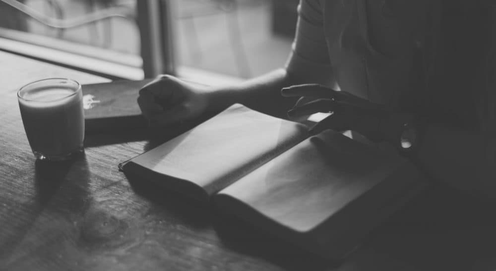 A doctor reflects on the power of poetry to help better understand a patient's struggles. (Natalie Collins/Unsplash)