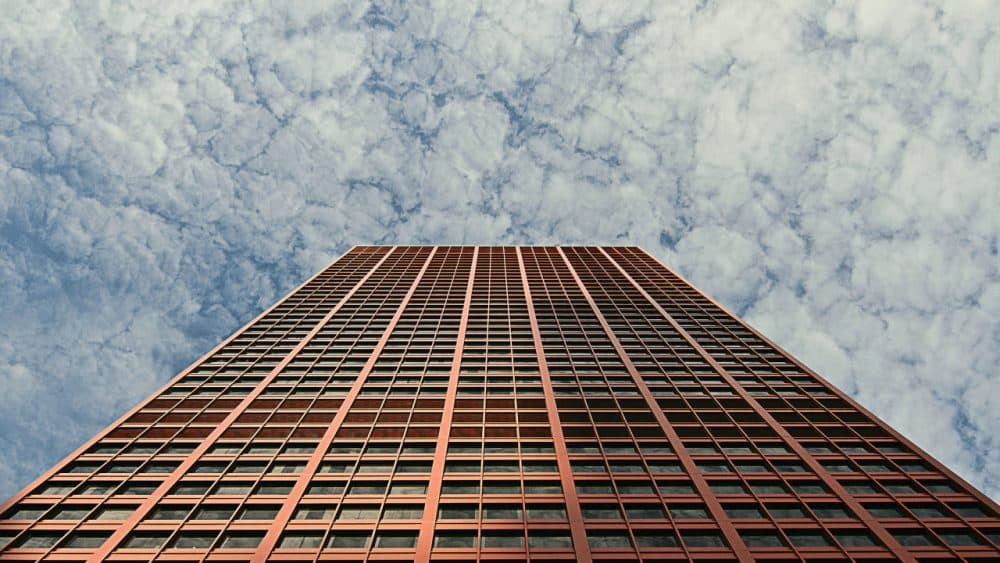 An office building in Chicago. (Flickr/Creative Commons, @vonderauvisuals).