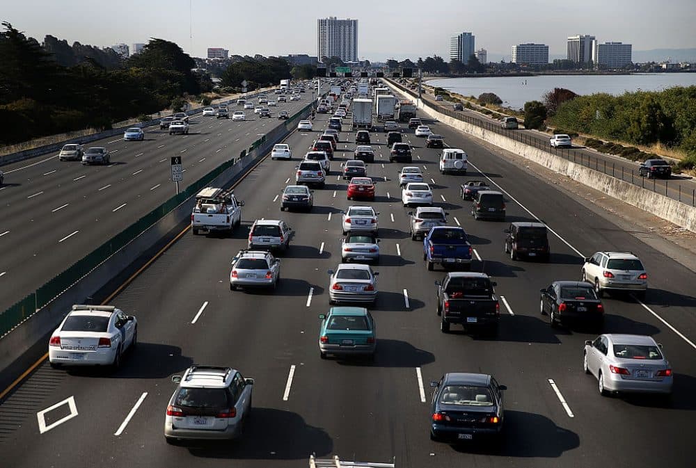 Traffic makes its way along Interstate 80 on July 1, 2015 in Berkeley, California. (Justin Sullivan/Getty Images)