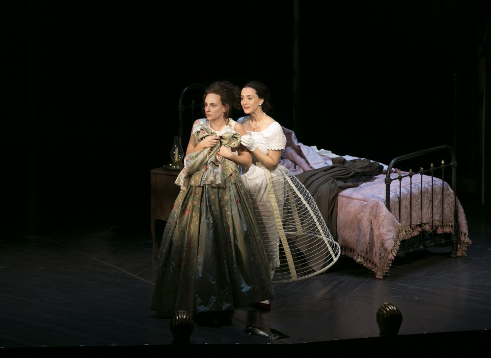 Tracee Chimo and Christina Bennett Lind in "Fingersmith." (Evgenia Eliseeva)
