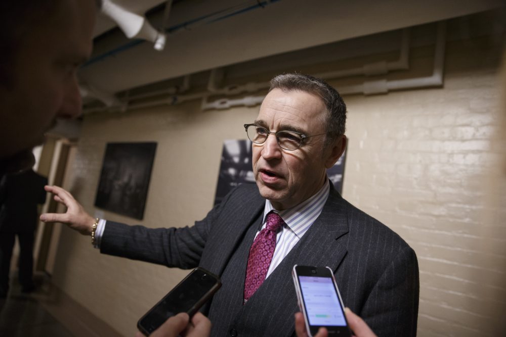 Rep. Matt Salmon, R-Ariz. talks to reporters on Capitol Hill in Washington in January 2015. (J. Scott Applewhite/AP)