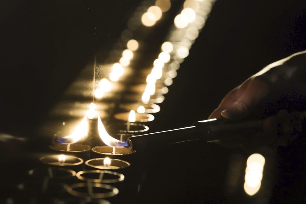 jewish remembrance candle