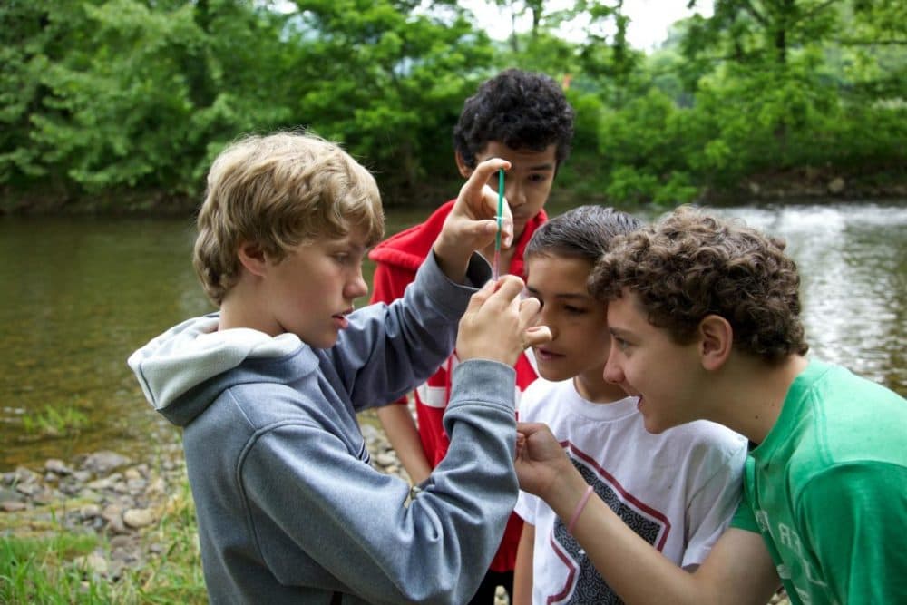 Kids testing water quality as part of a science project in Wyoming. (Hagerty Ryan/USFWS)