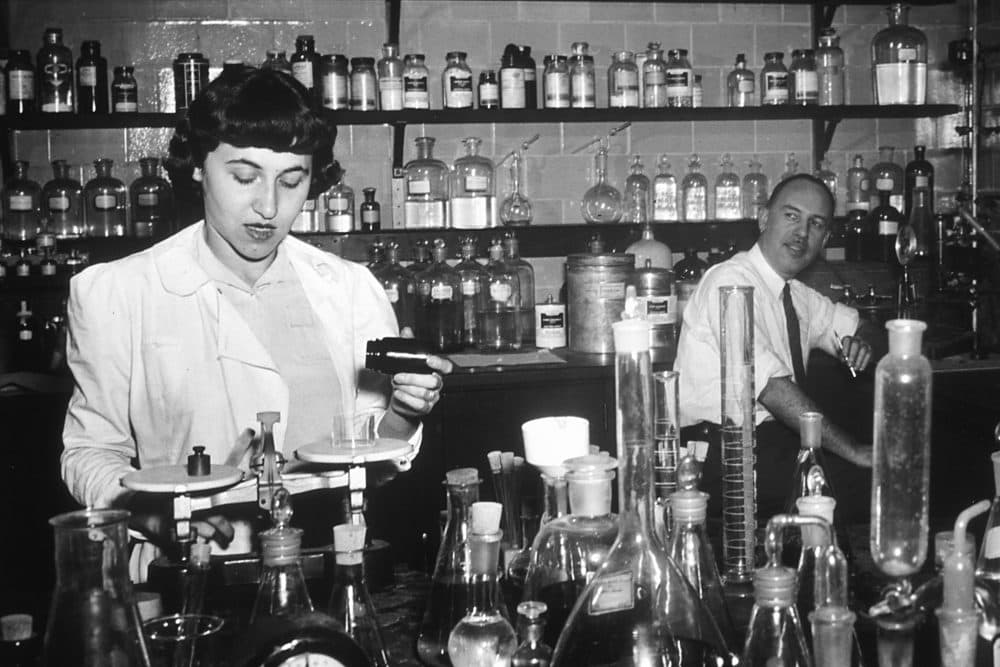 My mother wanted a man’s career and man’s salary, writes Irene Sege. She refused to learn to type as insurance against a job as a secretary. Pictured: Researchers conduct some of the earliest chemotherapy tests at the National Cancer Institute, about 1950. (National Cancer Institute, National Institutes of Health/Flickr)