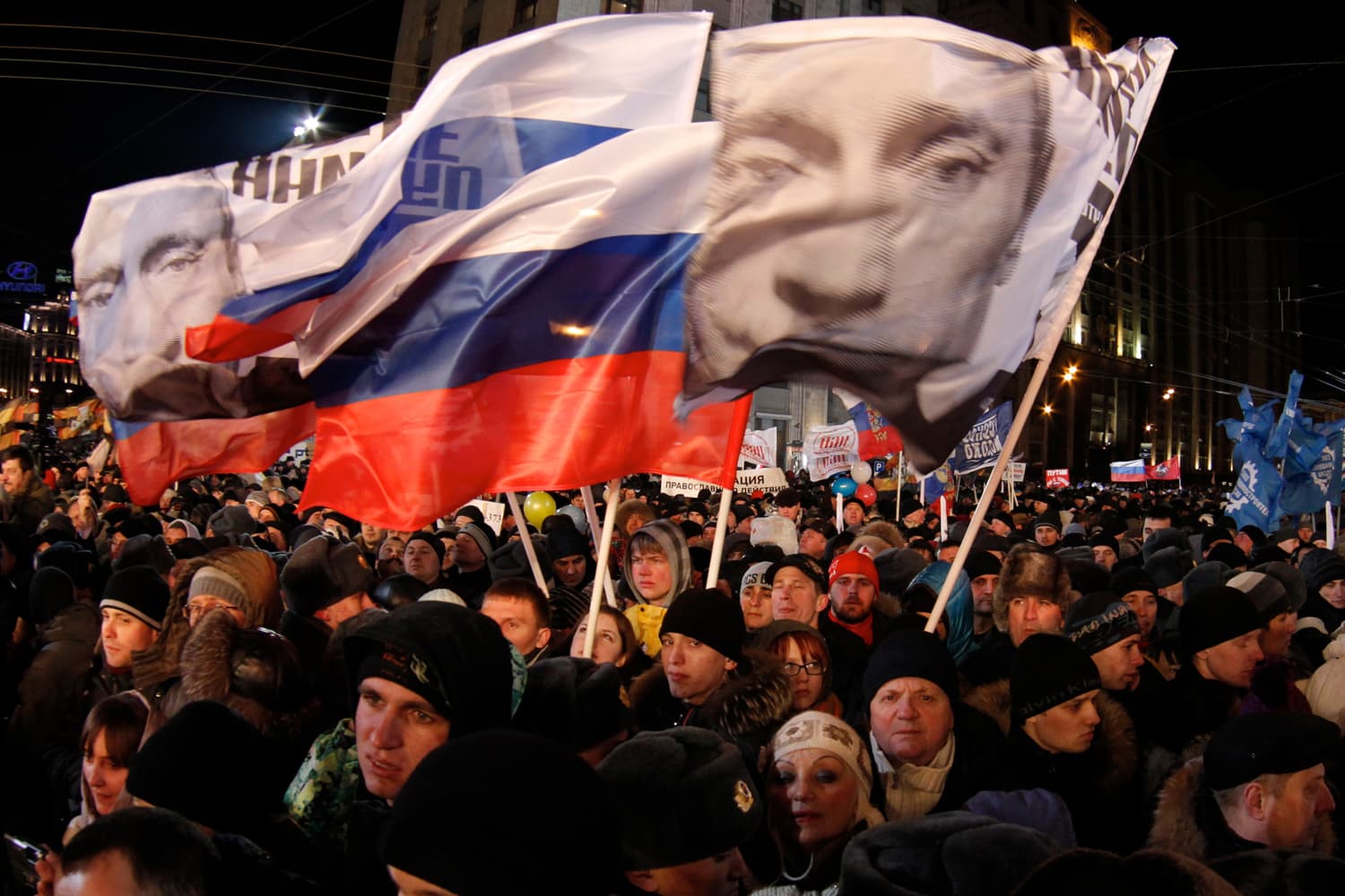 russia putin russian totalitarianism march vladimir prime moscow supporters rally outside square point kremlin manezh minister sunday took