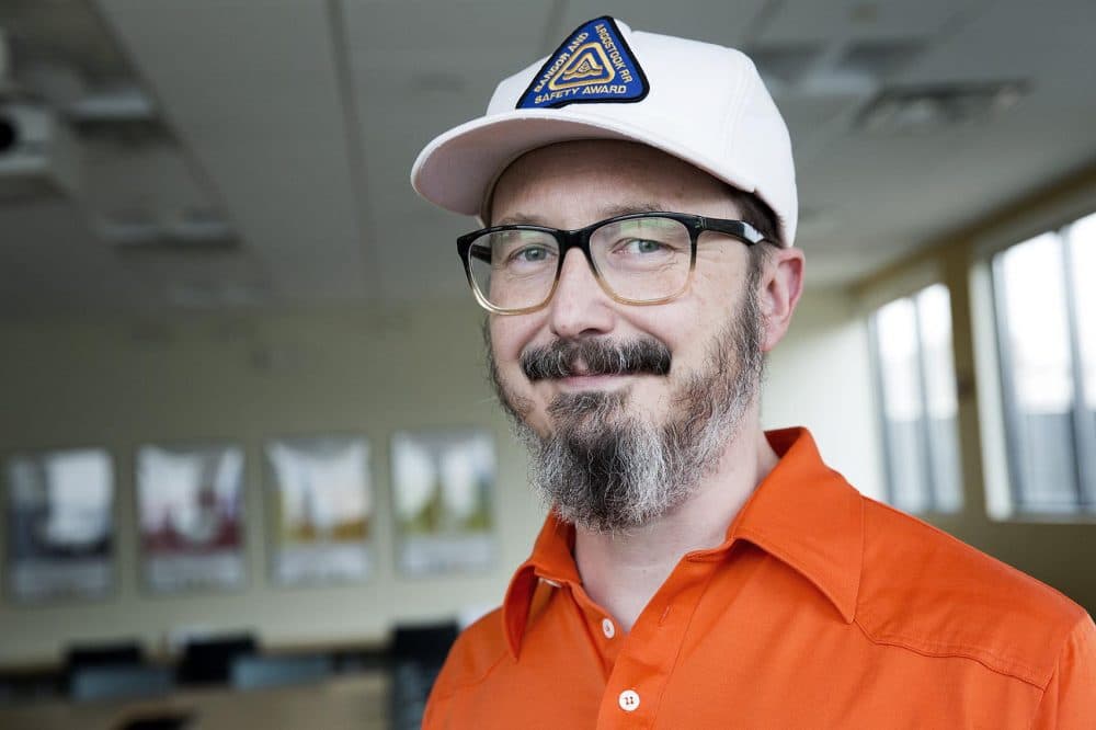 John Hodgman at WBUR. (Robin Lubbock/WBUR)