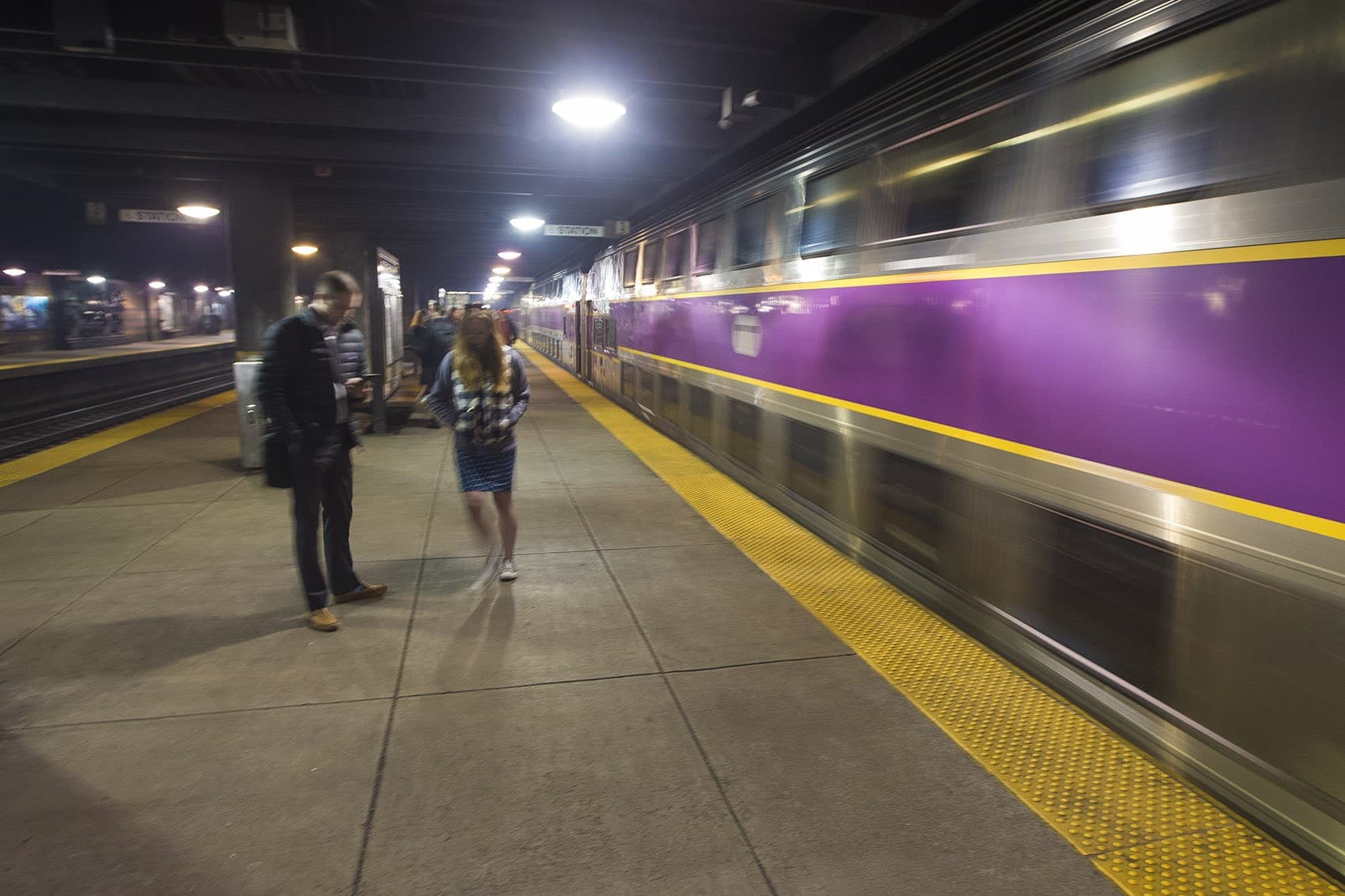 Mbta Commuter Rail Adjustments Target Peak Service Wbur News