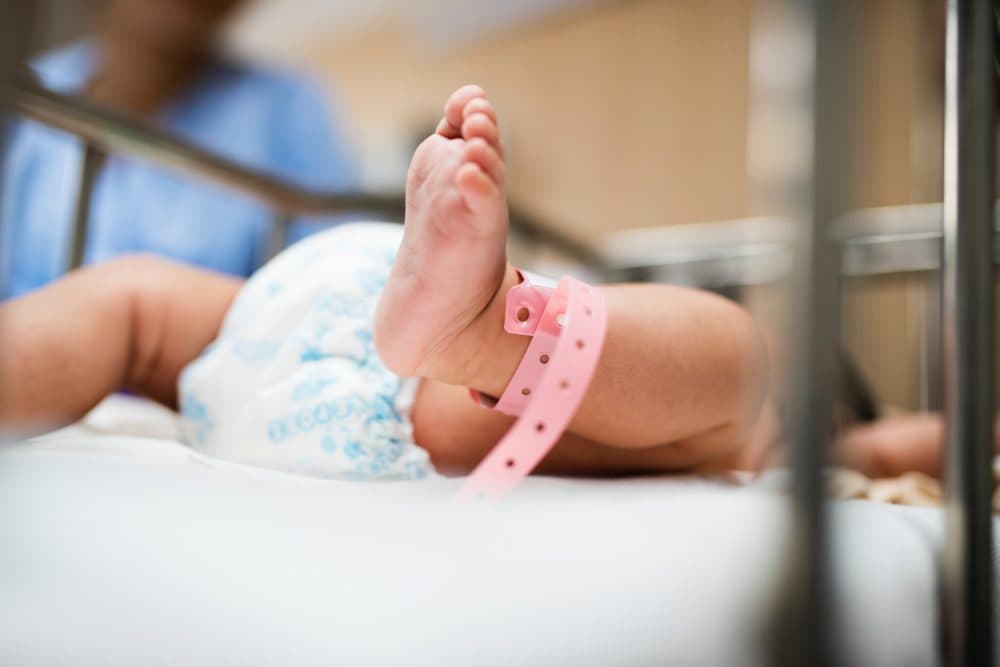 A newborn. (Rawpixel/Unsplash)