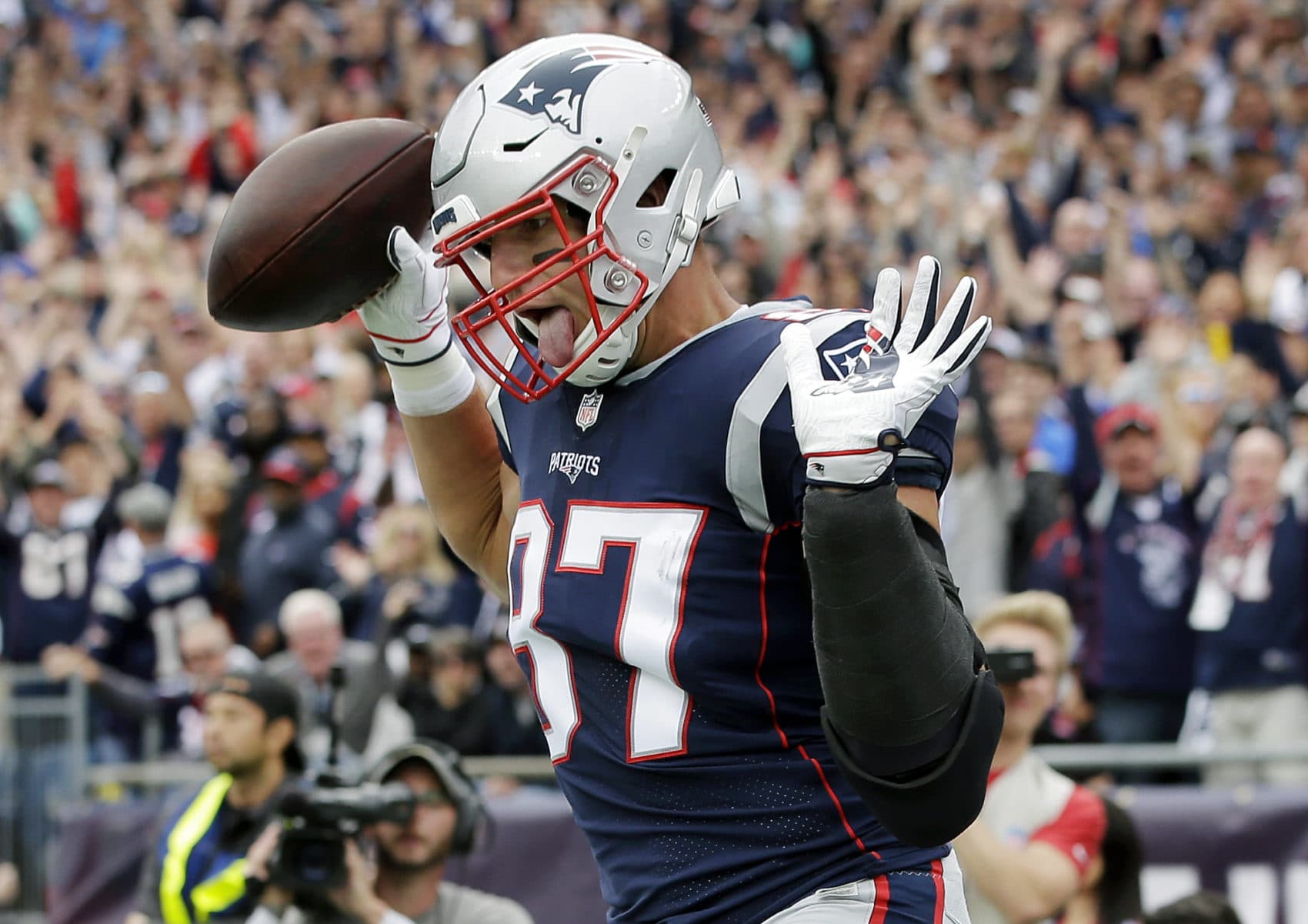 A Look At The Patriots Pending Free Agents For 2022