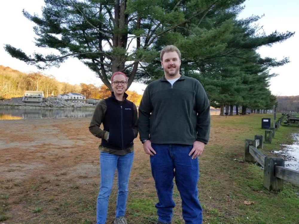 Researchers Miranda Dunbar and Chris Wisniewski spoke about their research at Indian Well State Park in Shelton. (Patrick Skahill/Connecticut Public Radio)