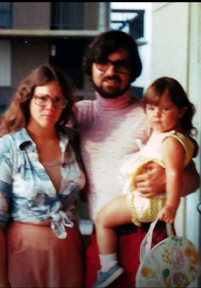 Jenn Carson with her parents. (Courtesy Jenn Carson)