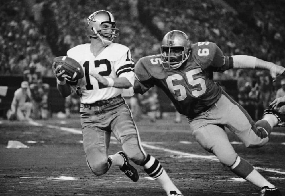Hall of Famer Elvin Bethea (65) is among those advocating for higher pensions for pre-'93 retirees. (Ed Kolenovsky/AP)