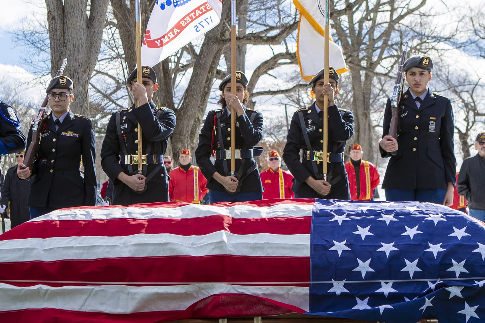 american flag coffin