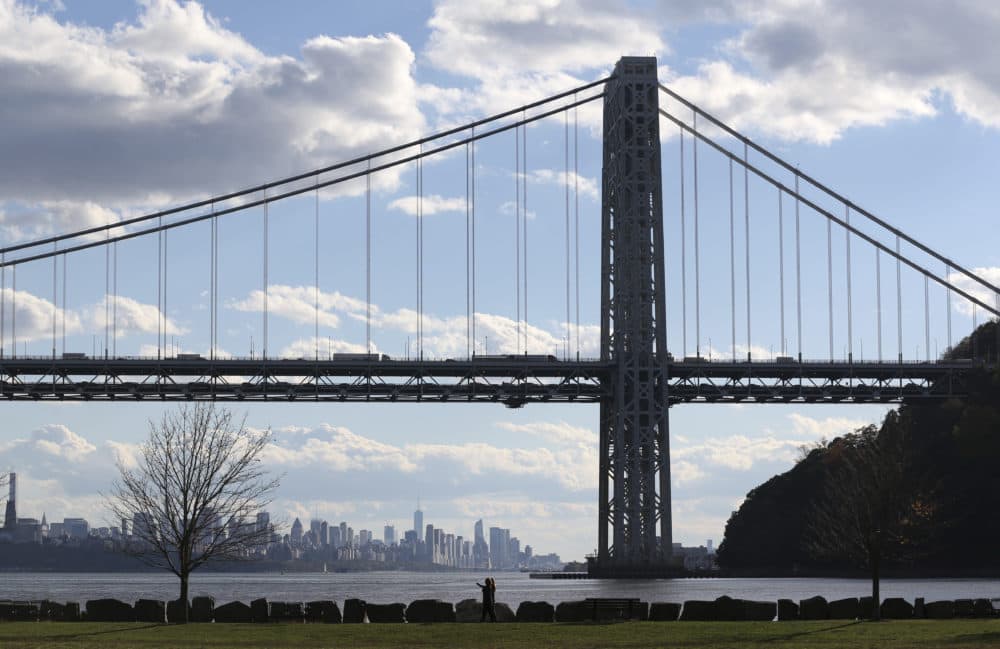 The George Washington Bridge and the Manhattan skyline are seen from Fort Lee, N.J., on Oct. 24, 2016. (Seth Wenig/AP)