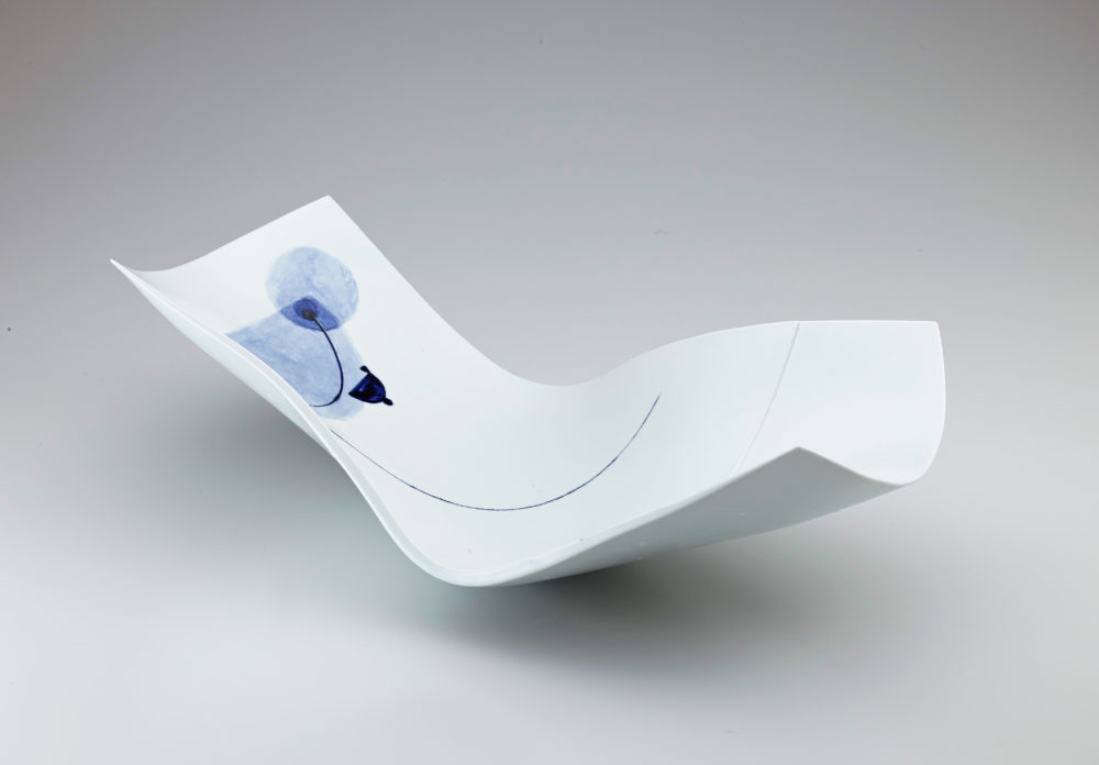 Shibata Ryozo, "Waving Plate." (Courtesy Society of Arts + Crafts)