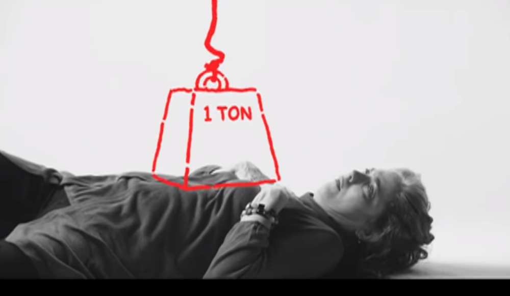 From a public service announcement on women's heart attacks produced by the federal government (YouTube/womenshealth.gov)
