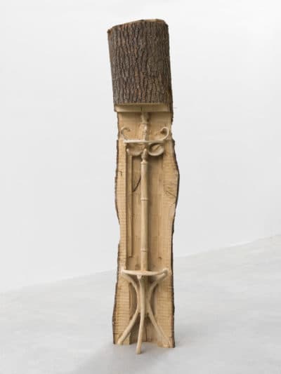 Alicja Kwade, "aclothestreeisaclothestreeisaclothestree," 2018. (Courtesy the artist and 303 Gallery, New York)