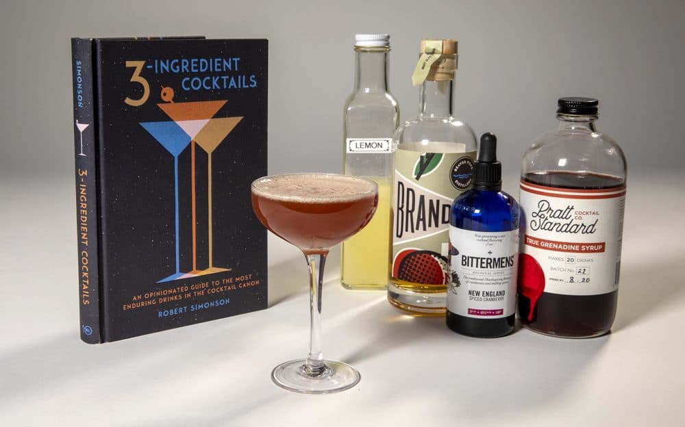 Mixologist Lonnie Newburn’s “Jack Rose.” (Robin Lubbock/WBUR)