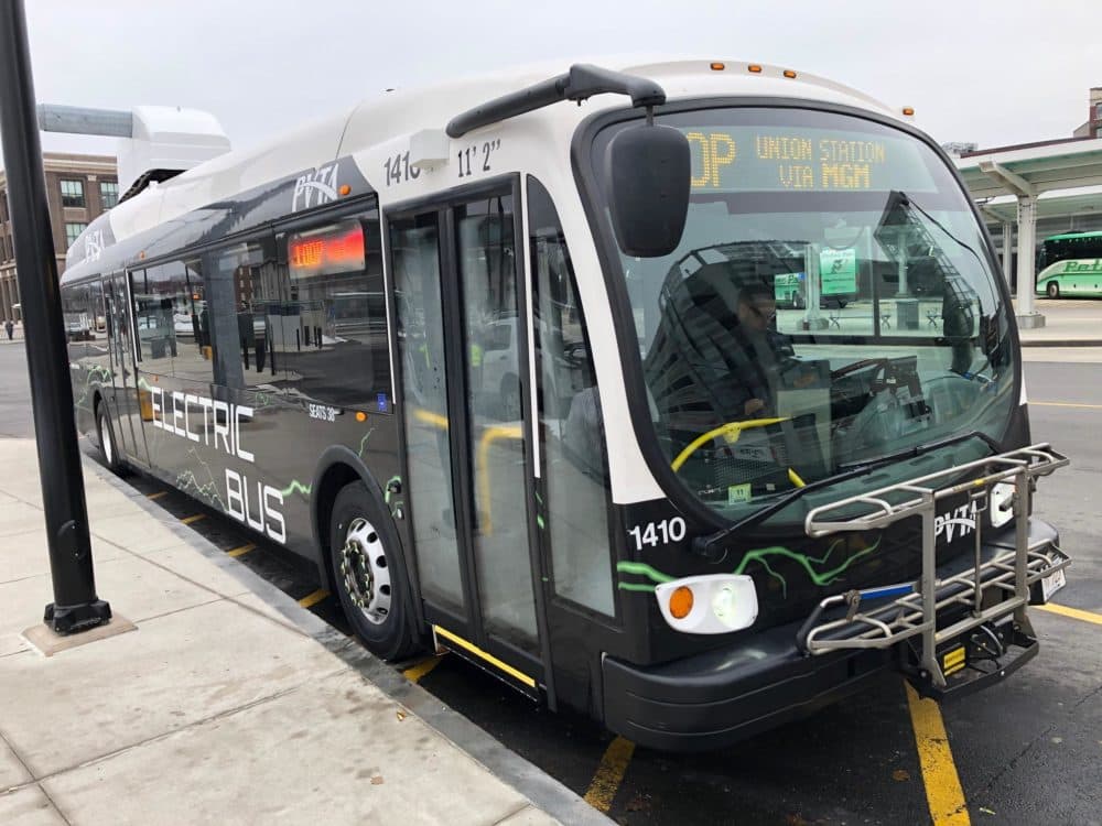 The Loop bus at Union Station in Springfield, Massachusetts, on December 13, 2019. (Alden Bourne/NEPR)
