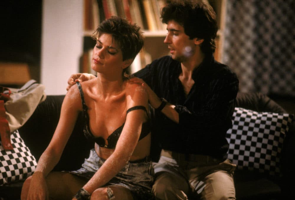 Linda Fiorentino (left) and Griffin Dunne in “After Hours” (1985).  (Courtesy of Warner Bros./Photofest)