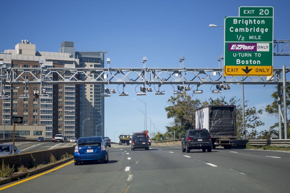 The Mass. Pike. heading westbound before exit 20 to Allston, Brighton and Cambridge. This area between Boston University and the Charles River is slated for reconstruction. (Jesse Costa/WBUR)