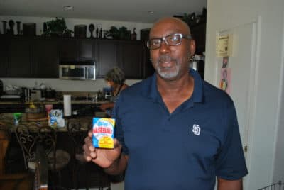Garry Templeton holding Brad Balukjian's original 1986 Topps pack during his 2015 visit. (Courtesy Brad Balukjian)