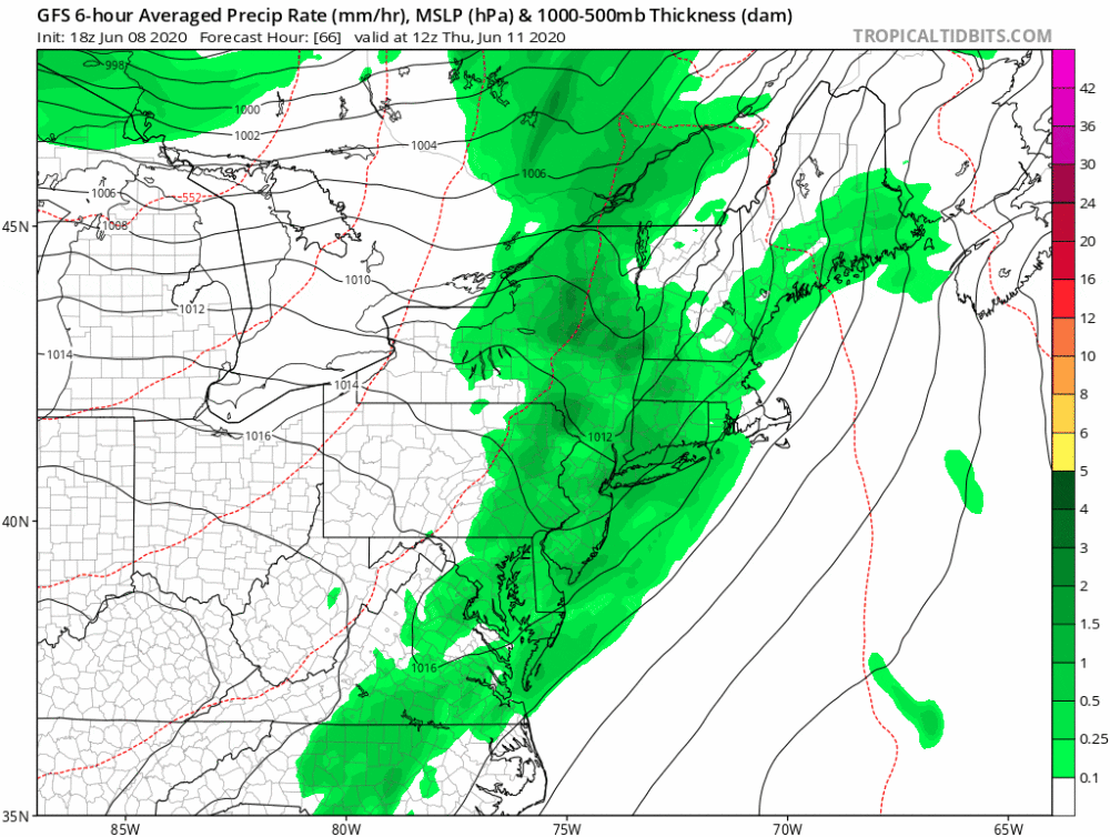 A few showers are possible Thursday. (Courtesy:Tropical Tidbits)