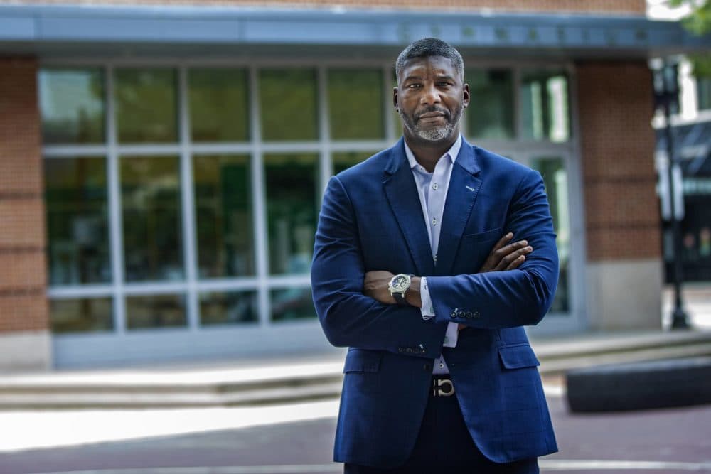 Paul Francisco ha sido el director de diversidad de State Street desde 2017. (Jesse Costa/WBUR)